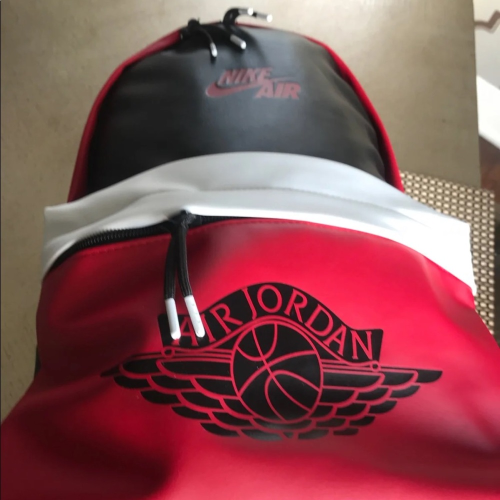 Authentic leather Jordan 🎒 - Picture 3 of 6